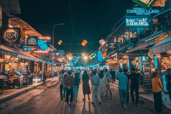 Unlimited Drinks! Pre-Game Session - 1 Hour - Exploring the Unique Charm of the Siem Reap Bar Cycle Experience