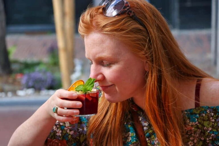 Utrecht: Food Tour with many stops at vegan restaurants! - Authentic Experiences and Highlights from Reviews