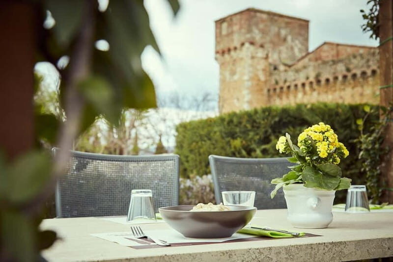 Val d'Orcia: Mill and Pasta Factory Tour with Tasting Lunch - Discovering the Heart of Tuscany’s Grain to Pasta Journey