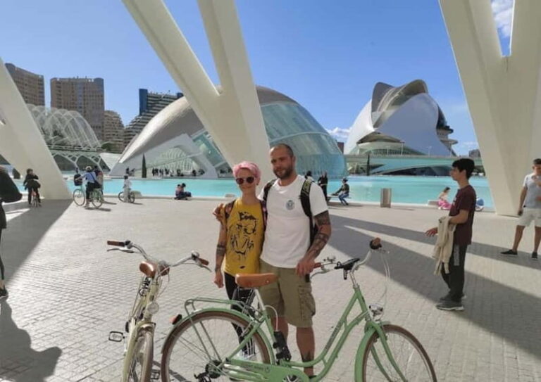 Valencia: Tapas tour + audio guide + bike all day - Detailed Itinerary Breakdown: What to Expect