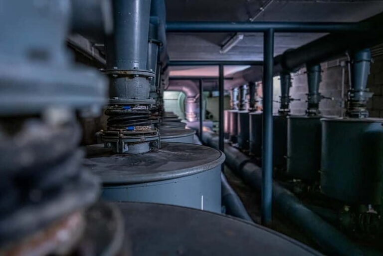 Valkenburg: Guided Tour of the Nuclear Bomb Shelter - The Itinerary and Experience