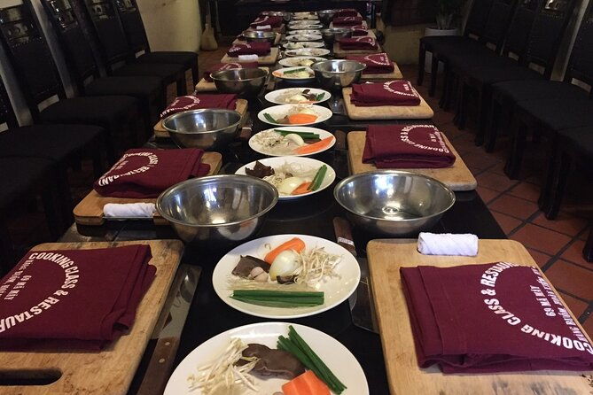 Vegan Cooking Class and Market Tour with Chef Tien - An In-Depth Look at the Experience
