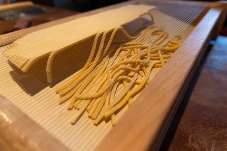 Venice: Cooking Class + Guitar Concert at Chef's Francesco - Exploring the Experience in Depth