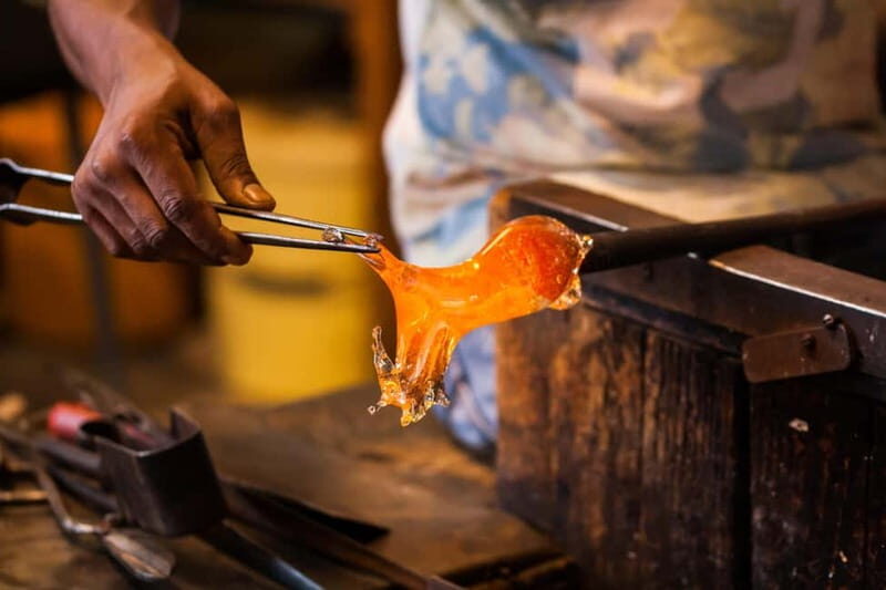 Venice-Murano: boat transfer and glassblowing demonstration in 4 languages - Getting to Murano from Venice: ease and efficiency