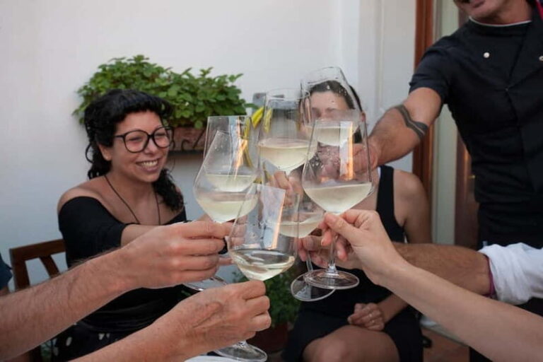 Venice: Social Gourmet Dinner Experience - What to Expect: The Details