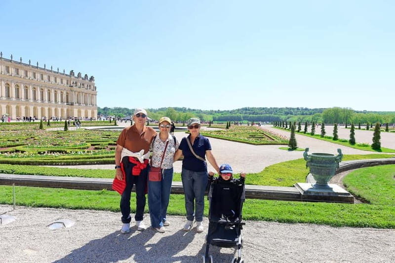 Versailles & Giverny from Paris PRIVATE TOUR with PHOTOSHOOT