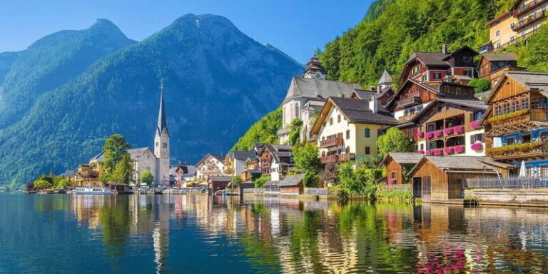 Vienna/Bratislava: Hallstatt, Salzburg, Melk, Dürnstein Tour - The Stops & Highlights: What You’ll See and Do