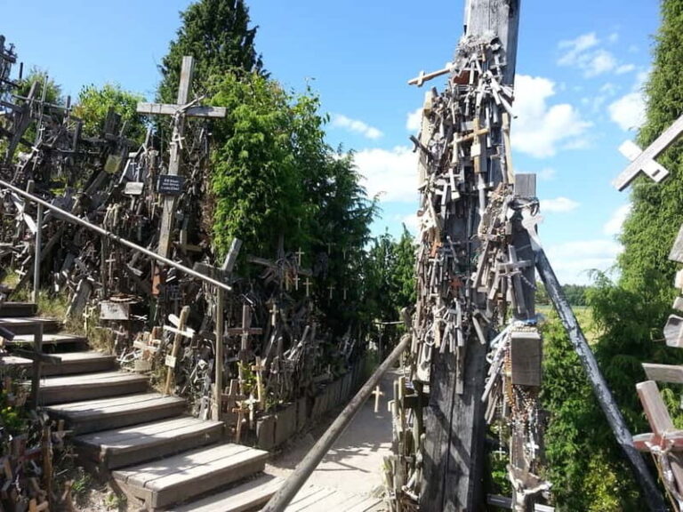 Vilnius: Hill of Crosses, Rundale Palace, Bauska Castle Trip - What’s Included and What You’ll Need to Consider