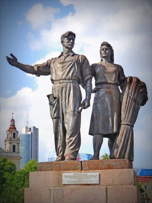 Vilnius: The Women of Vilnius 2-Hour Tour - Why This Tour Offers Great Value