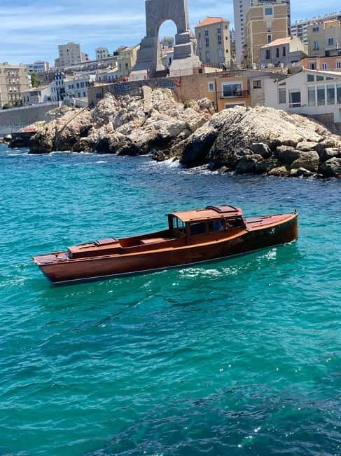 Vintage sunset boat tour of Marseille - small groups (2h) - What to Expect from the Vintage Sunset Boat Tour