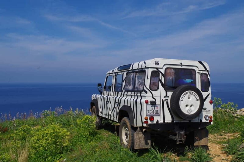 Vis: Historic Military Tour w/ Fort George Visit & Transfer - What You Can Expect from the Tour