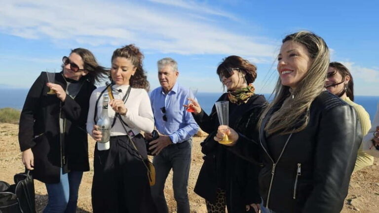 Visit Santa Pola and its lighthouse from Alicante with a snack, small groups. - Transport, Duration, and Value