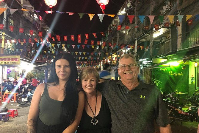Walking Food Tour With Accommodation Pick Up - Discovering Saigon’s Flavors: A Deep Dive into the Walking Food Tour With Accommodation Pick Up