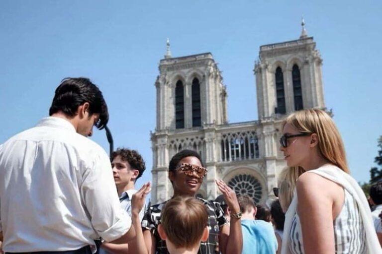 Walking Tour with Reserved Notre-Dame & Sainte Chapelle Opt. - What You Gain from This Experience
