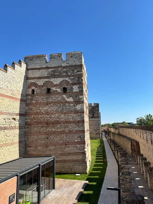 Walls of Contantinople and Byzantine Palace Tour - How the Experience Enhances Your Istanbul Visit