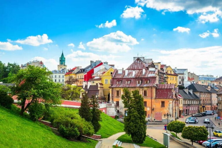 Warsaw: Majdanek Concentration Camp, Lublin Day Trip by Car - The optional Lublin Old Town tour