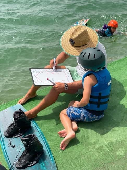 Water sports in Bratislava - Wakeboarding/Waterski/Kneeboard - The Detailed Itinerary