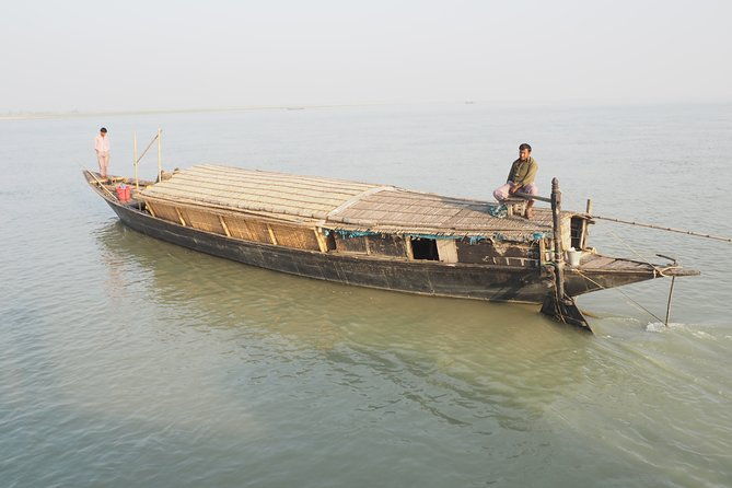 Waterways tour - Exploring Bangladesh’s Waterways: An Authentic 4-Day Houseboat Journey