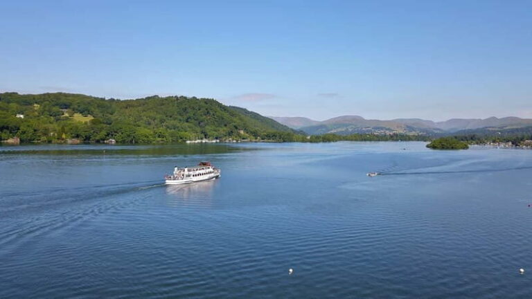 Windermere Yellow Cruise: Sail between Bowness and Lakeside - The Itinerary and Stops: What to Expect