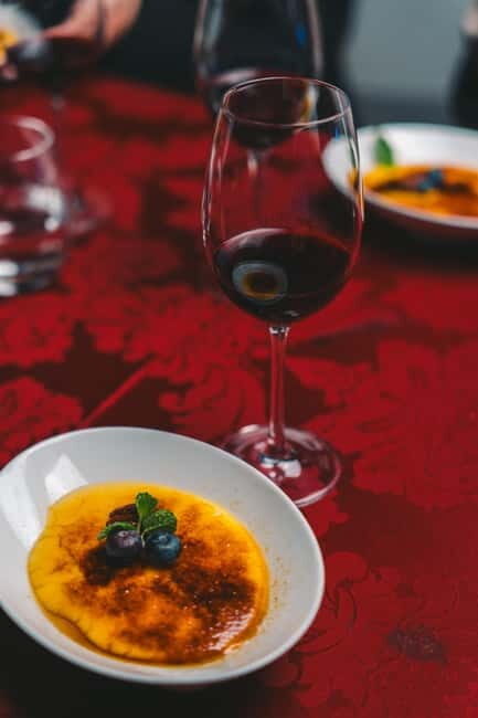 WOW Porto: Fado Show & Dinner Experience - The Setting and Overall Atmosphere
