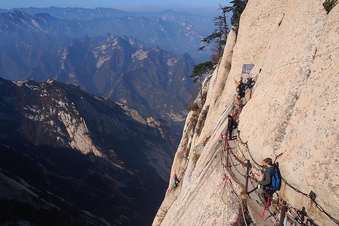 Xian Day Trip to Mt. Huashan with Round-trip Cable Car - Introduction: An Excursion to Mount Huashan