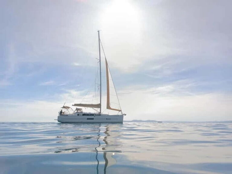 Yacht Me Up All-Inclusive Private Cruise Cannes Lérins Sail - Who Will Love This Experience?
