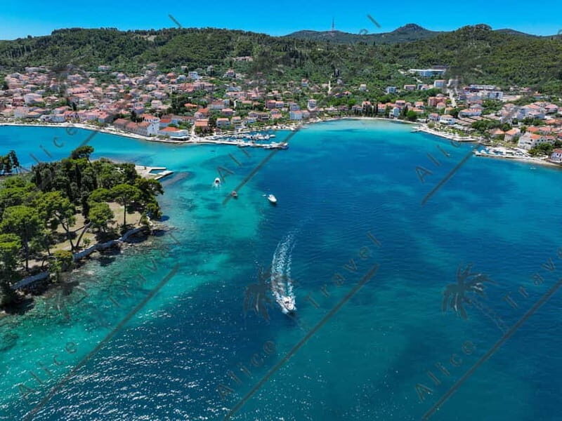 Zadar: Half-day Boat Tour with Snorkeling and Drinks - The Boat and Crew
