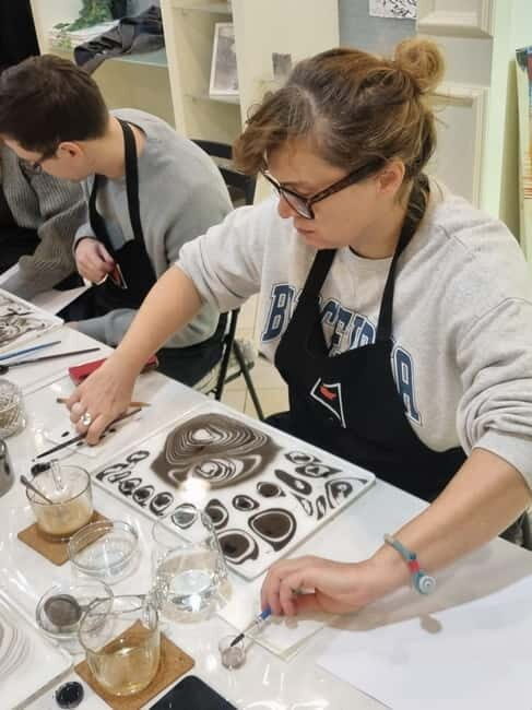 Zagreb: Suminagashi Water Painting Workshop - What to Expect from the Suminagashi Water Painting Workshop