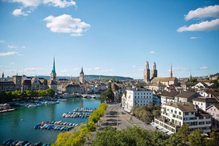Zurich: Highlights Walking Tour with a Local Guide - Why This Tour Is a Great Choice