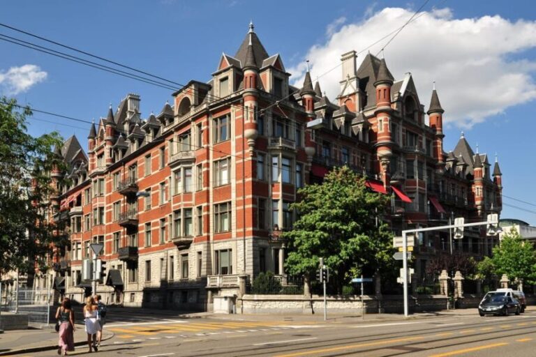 Zurich: Open Top Bus Sightseeing Tour with Optional Cruise - The Itinerary Breakdown