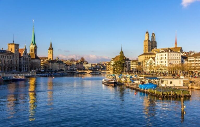 Zurich:Private Tour Highlights, Lake Cruise & Lindt Museum - FAQ