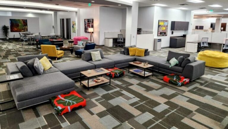 2 Pcs Per Person Luggage Storage at The HUB (Only $12) DEAL! - What to Expect from the Service
