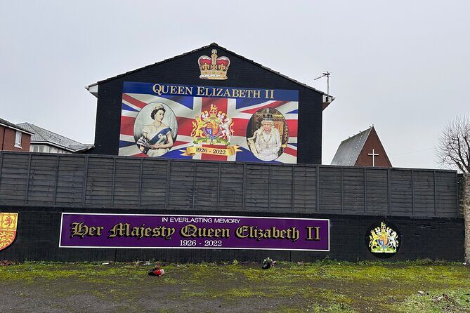 2hours Republican & Loyalist Mural Black Taxi Tour from Belfast - The Sum Up: Who Is This Tour Best For?