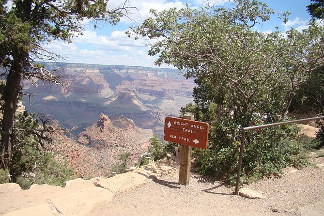 3 Hour Back-Road Safari to Grand Canyon with Entrance Gate By-Pass at 9:30 am - FAQs