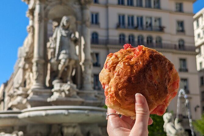3-Hour Gourmet Tour of the Presquîle in Lyon - The Sum Up
