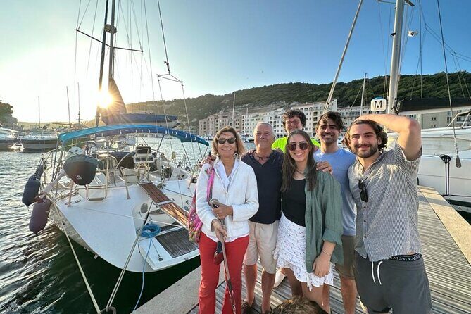 8-hour sailing tour in Alghero with typical Sardinian cuisine - The Experience of Guides and Hosts
