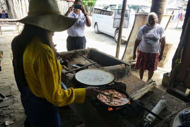 -Acapulco: Cooking Class Lagoon Boat Ride & Lunch Experience - Who Would Love This Tour?