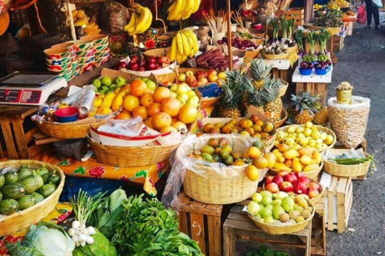 -Acapulco: Historical City Tour with Market Visit & Lunch - Analyzing the Value