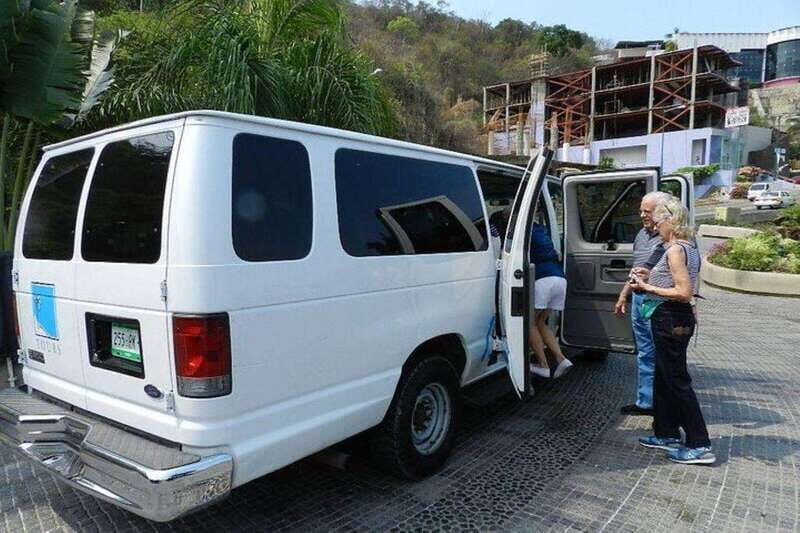 -Acapulco: Private Car or Van Rental with Local Guide - What To Expect in Terms of Convenience and Value