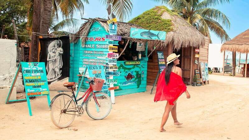 Adventure in Holbox Island, Mangalres, swimming in virgin beaches + Food - Board the Boat and Start Ecological Exploration
