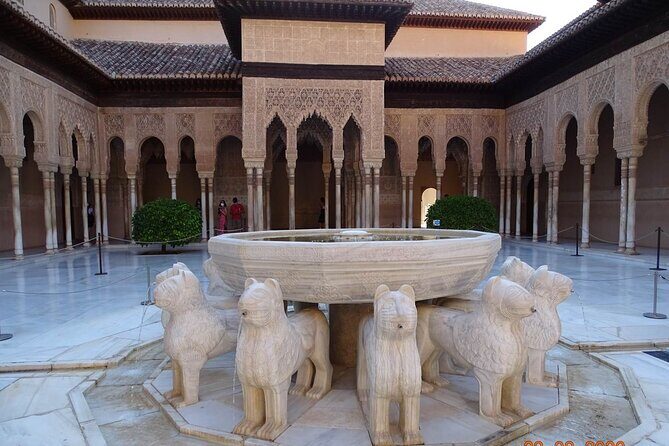 Alhambra Private Tour: Nasrid Palaces and Generalife - Who Is This Tour Best For?