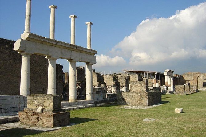 Amalfi Coast: Pompei & Vesuvius small group with Skip the line tickets - Authentic Experiences and Tips from Reviews