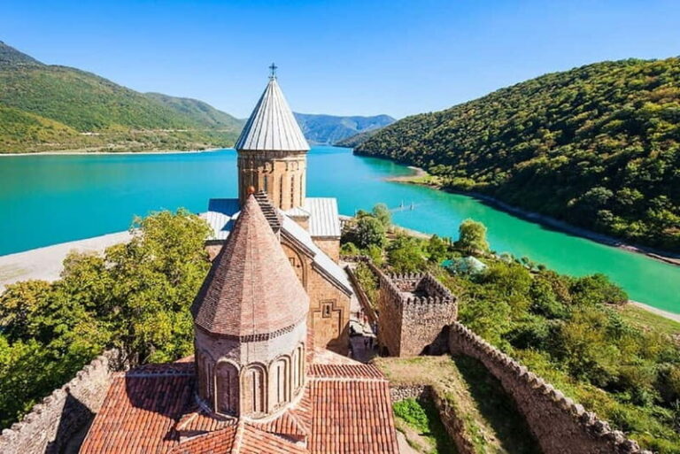 Ananuri, Gudauri, and Kazbegi Private Tour - Authentic Experiences and Traveler Insights