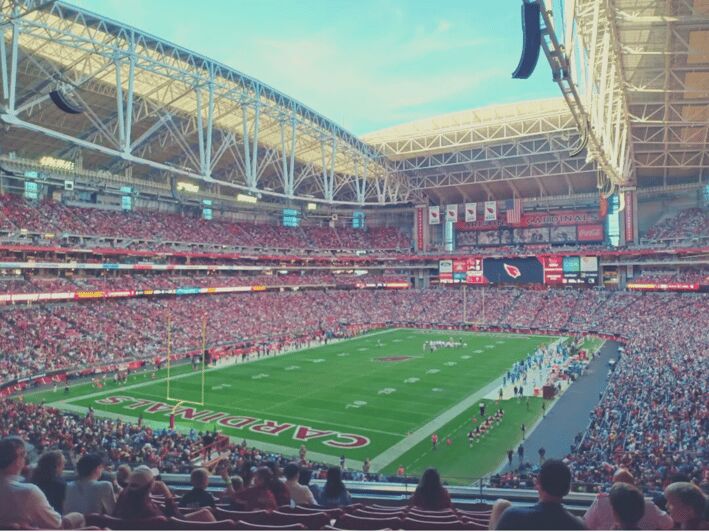 Arizona Cardinals Football Game at State Farm Stadium - What to Expect from Your Arizona Cardinals Game Experience