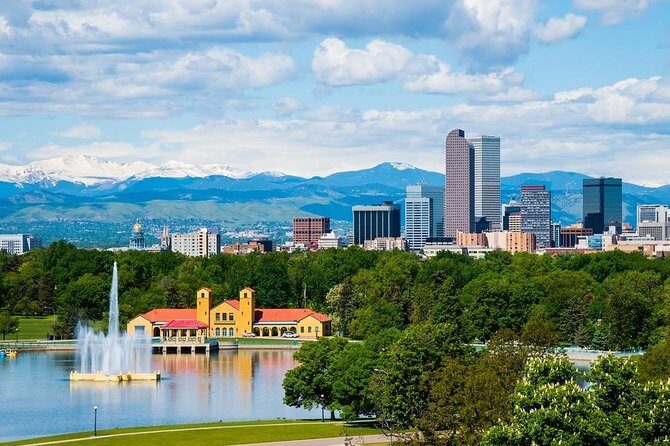 Arrival Private Transfer: Denver Airport DEN to Denver in Luxury SUV - A Closer Look at the Itinerary and Vehicle Experience