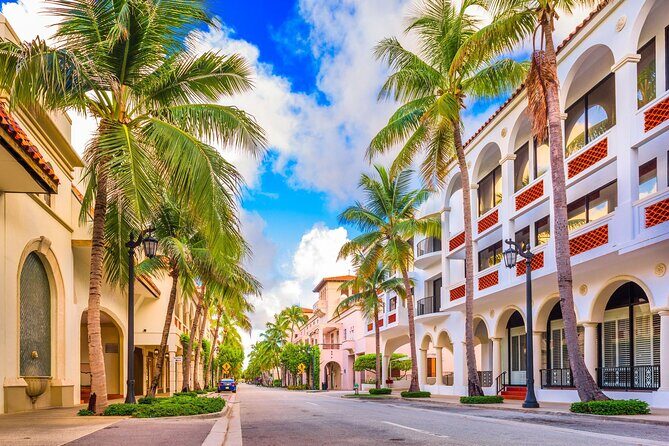 Arrival Private Transfer: Palm Beach Airport PBI to Palm Beach in Luxury SUV