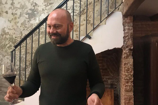 Barcelona Fun Wine Tasting with a Sommelier - The Itinerary in Detail