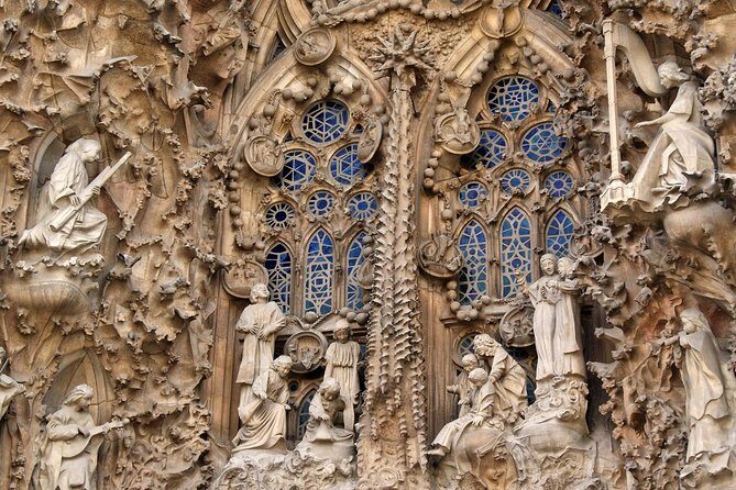 Barcelona Highlights Private Tour in a chauffeured Mercedes-Benz - Why This Tour Offers Great Value