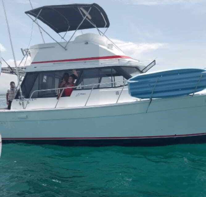 Bay tour: Private Boat Tour with Snorkeling and Fishing - The Value of This Experience