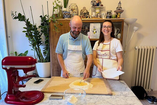 Bolognese Cooking Class with Margherita in the Historic Center - Why This Tour Works